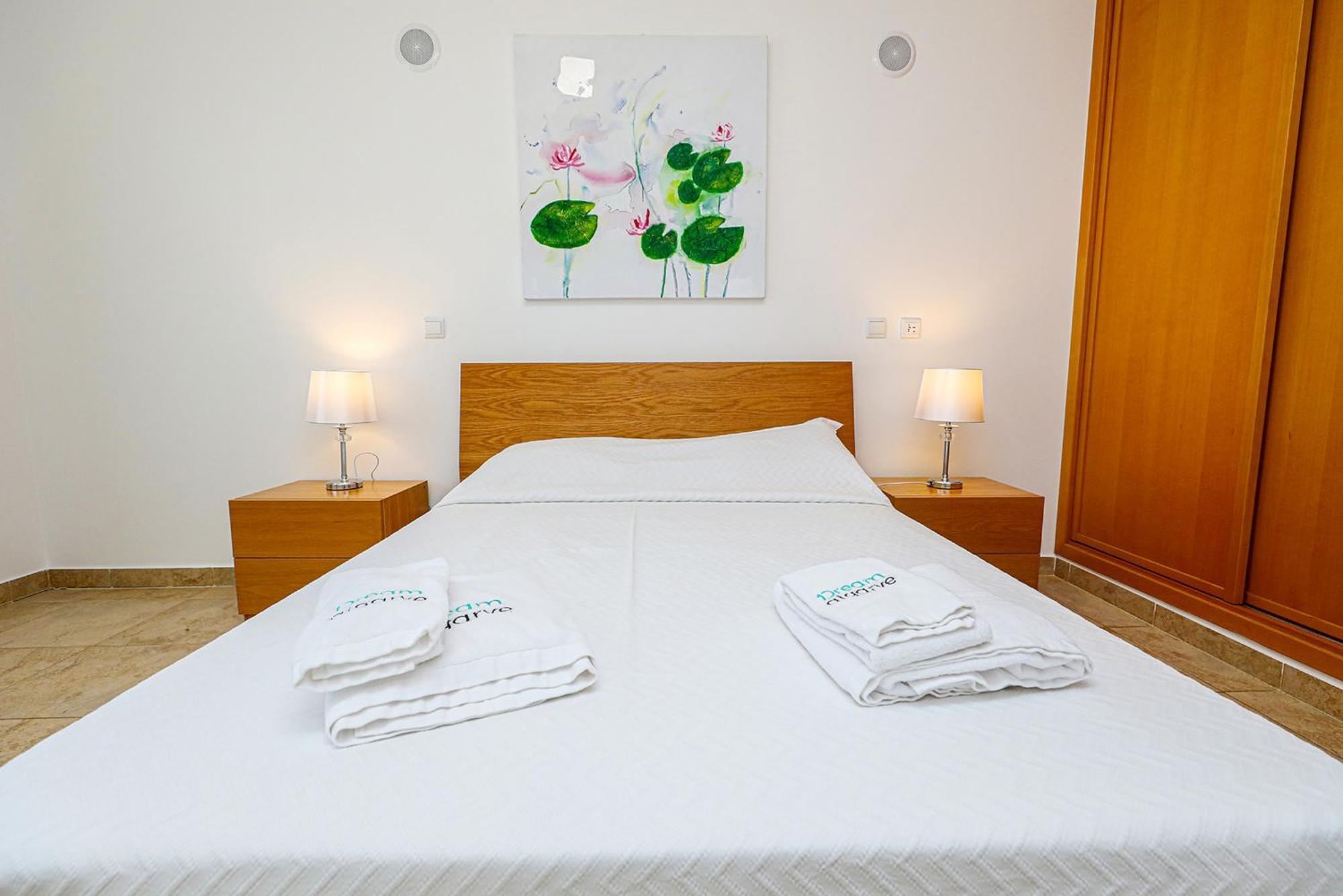 Lagos Central Wellness Екстериор снимка